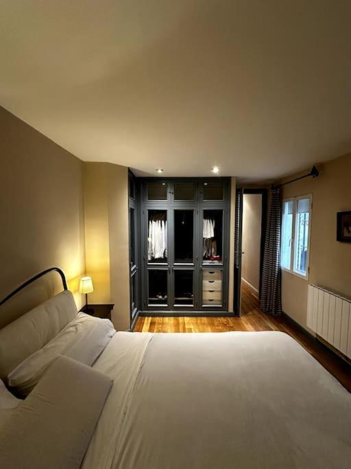 Apartamento Con Parking En Centro De Madrid-Chamberi Apartment Luaran gambar